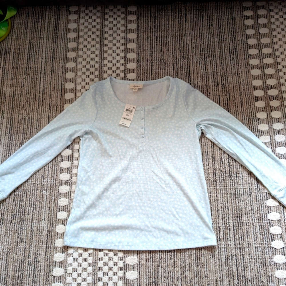 Style & Co. Blue Fitted Long Sleeve Light Blue Henley With Stars